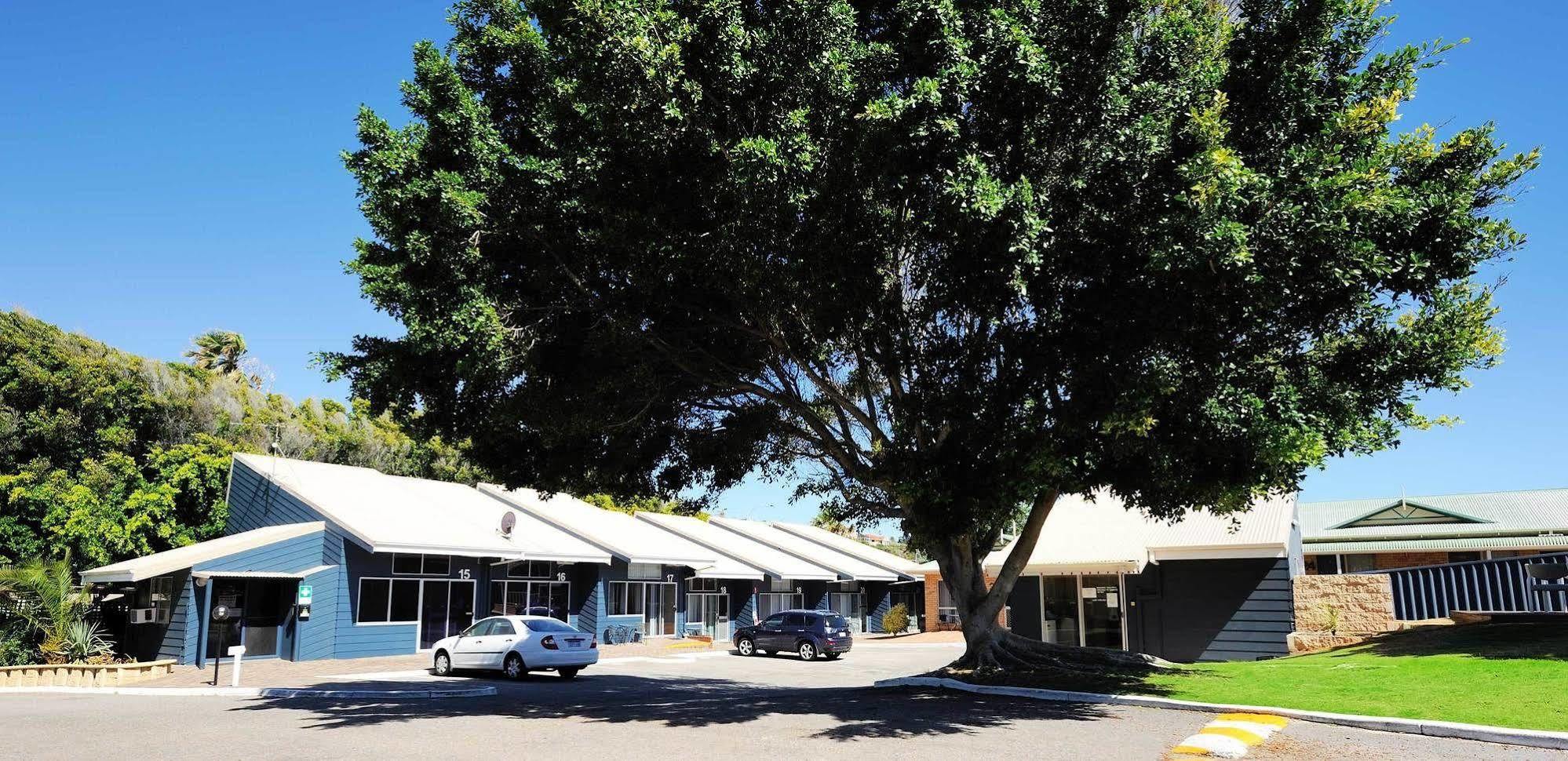 Abrolhos Reef Lodge Geraldton Exterior photo