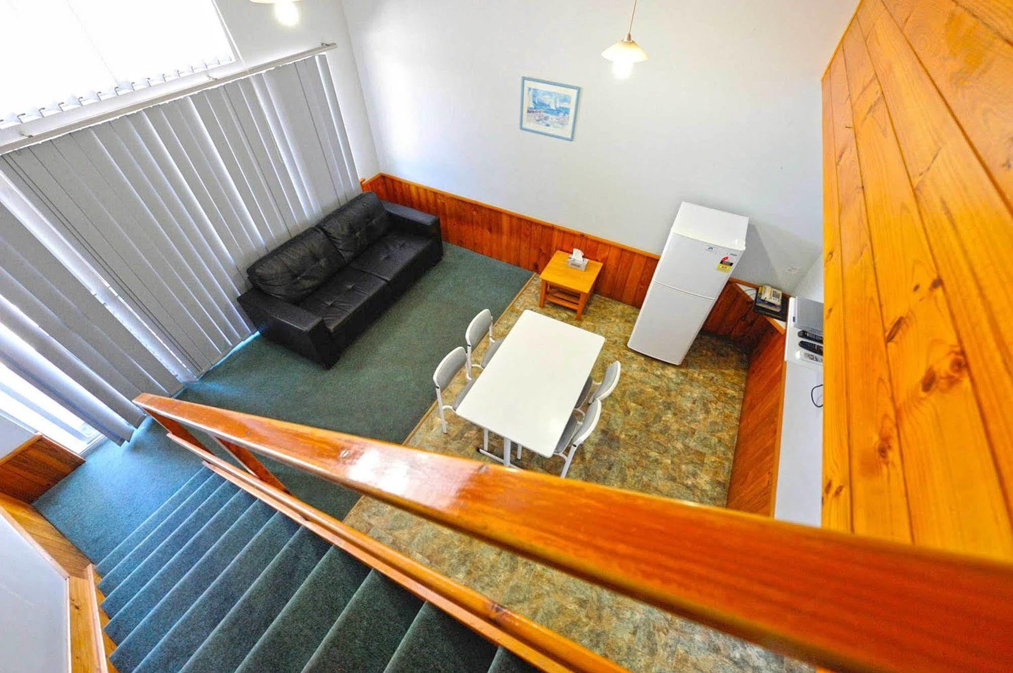 Abrolhos Reef Lodge Geraldton Exterior photo
