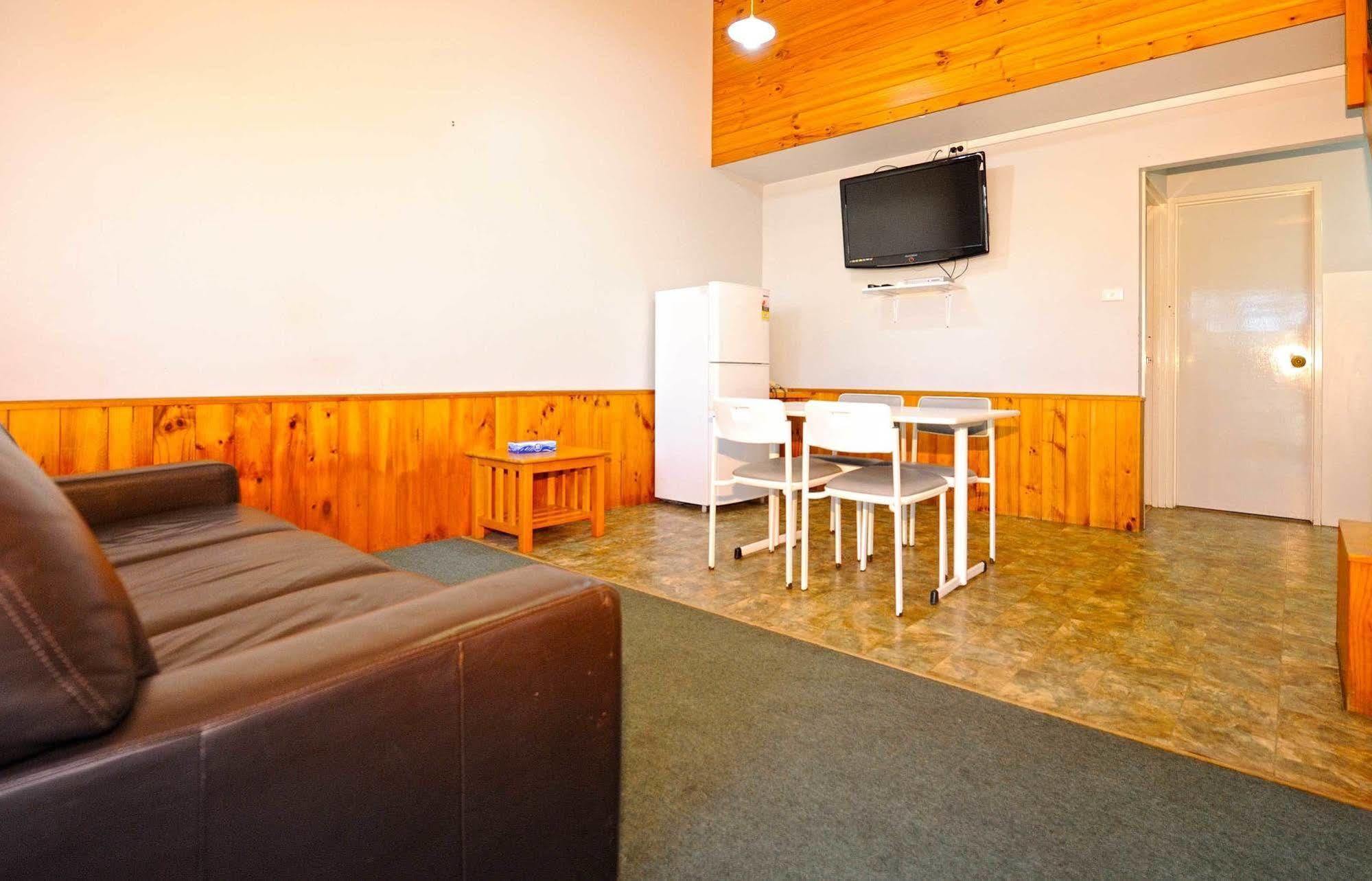 Abrolhos Reef Lodge Geraldton Exterior photo