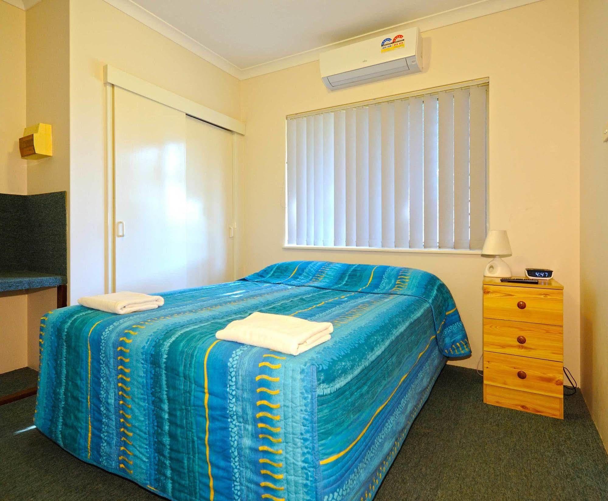 Abrolhos Reef Lodge Geraldton Exterior photo