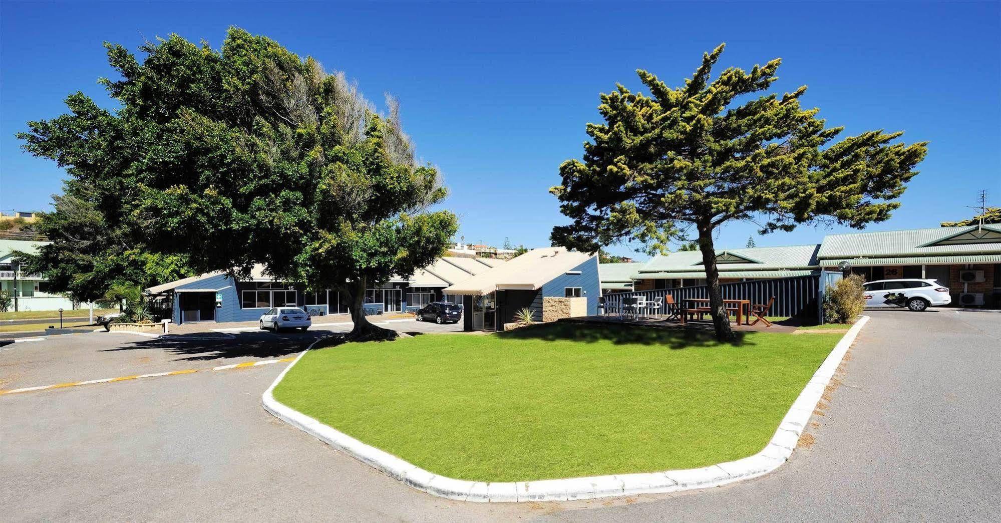 Abrolhos Reef Lodge Geraldton Exterior photo